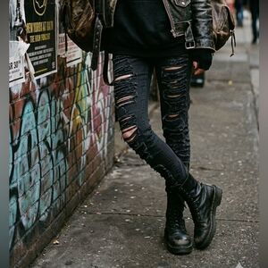 High-Rise Destructed Black Jeans Skinny Super Stretch Distressed Denim Size M